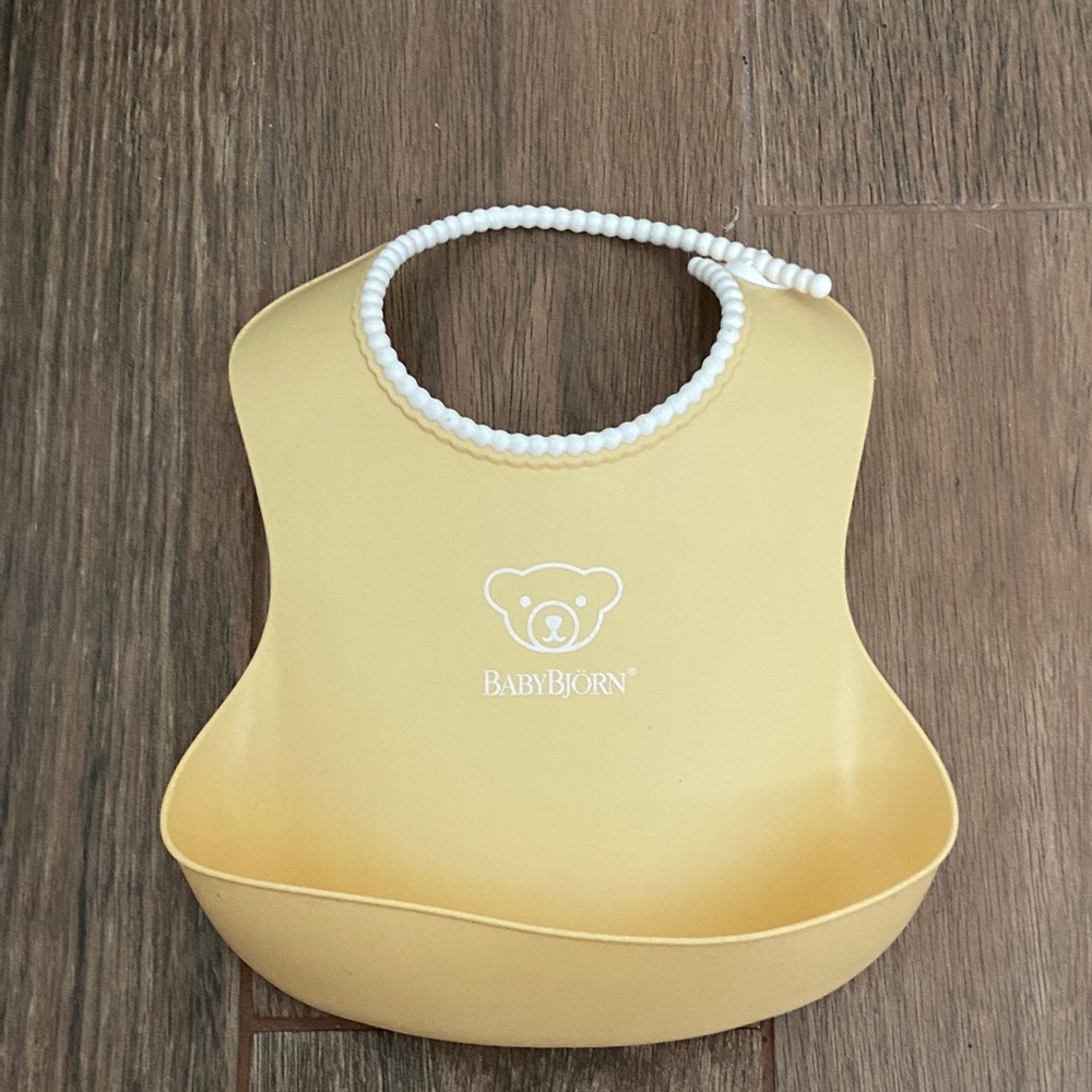 🧡 BabyBjorn bib
